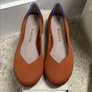 New in box! Rothy’s Flat Size 8 - Brandy